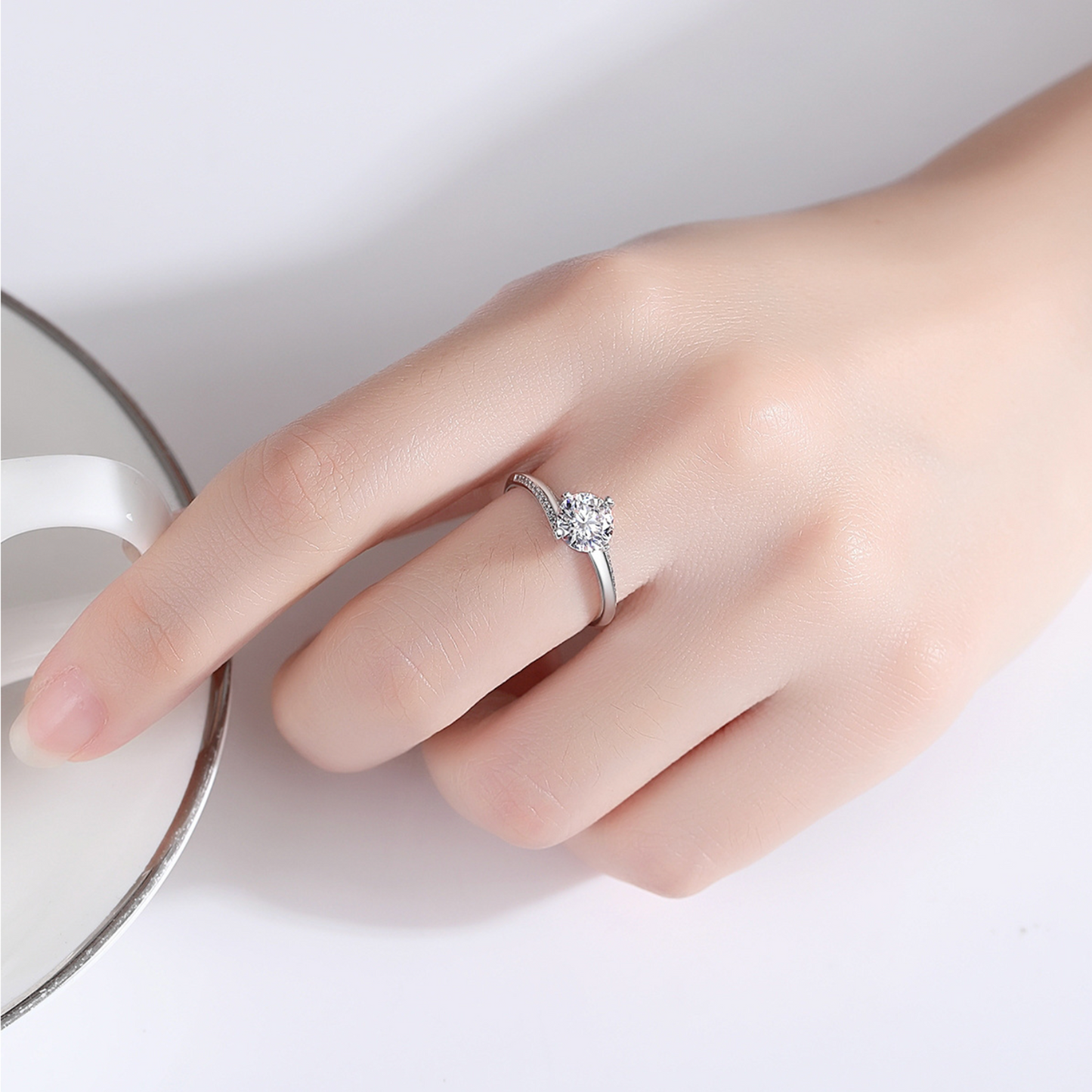 Moissanite 4 Prong Crossing Ring