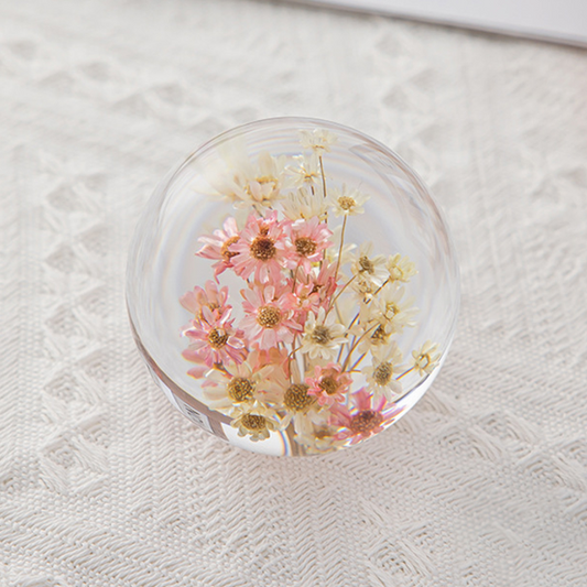 Real Daisy Crystal Lens Ball
