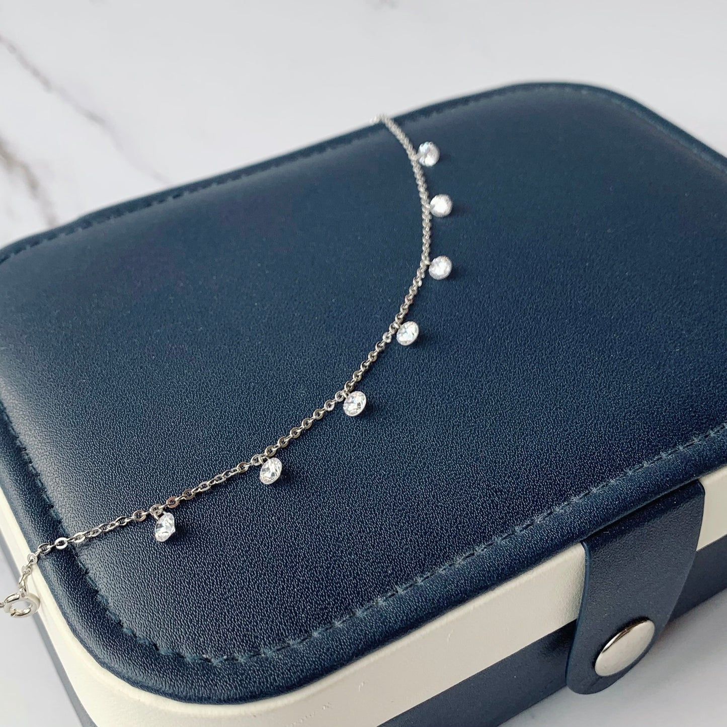 Clear Crystal Sparkling Chain Bracelet